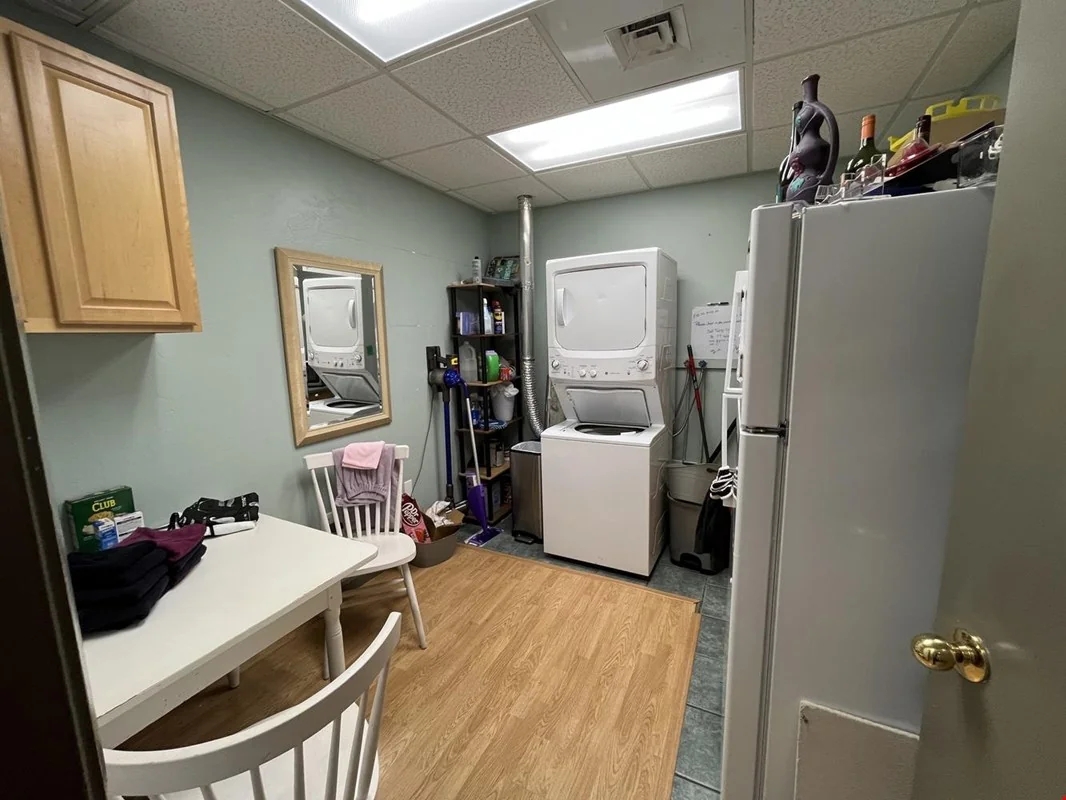 Top Floor Salon/Office Suites — Lease in Fort Myers, FL, photo 8 of 8