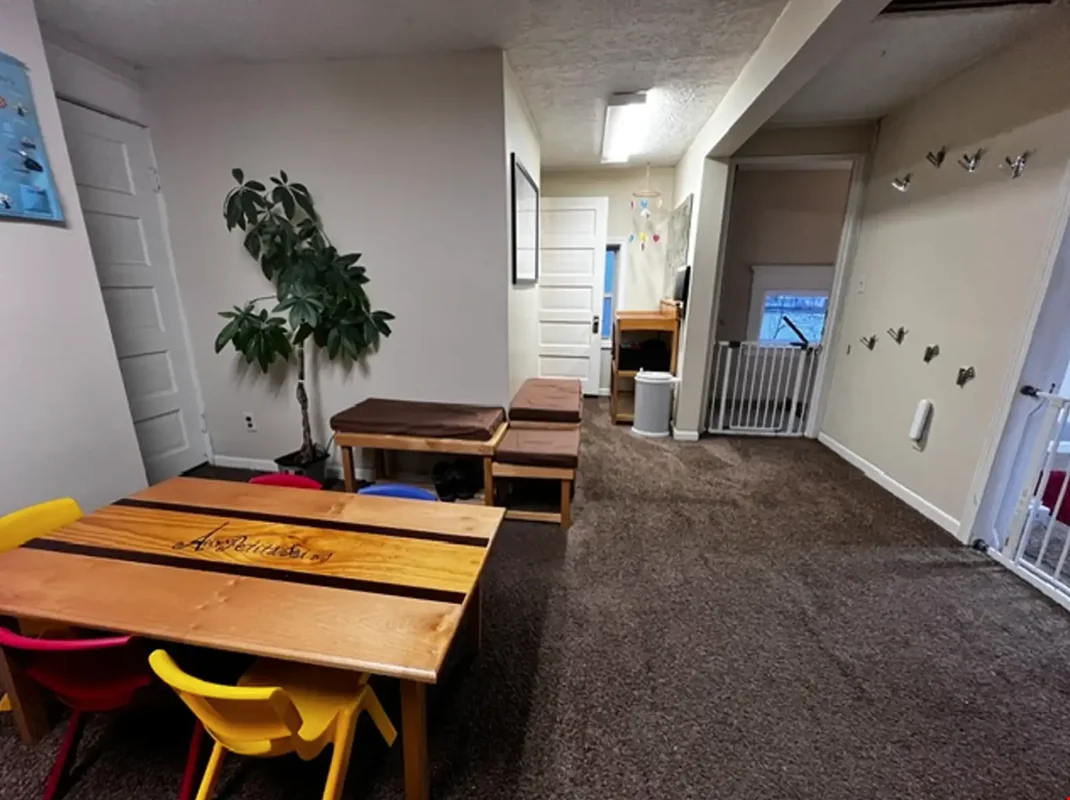 Church-gym-office — Lease in Lansing, MI, photo 7 of 8