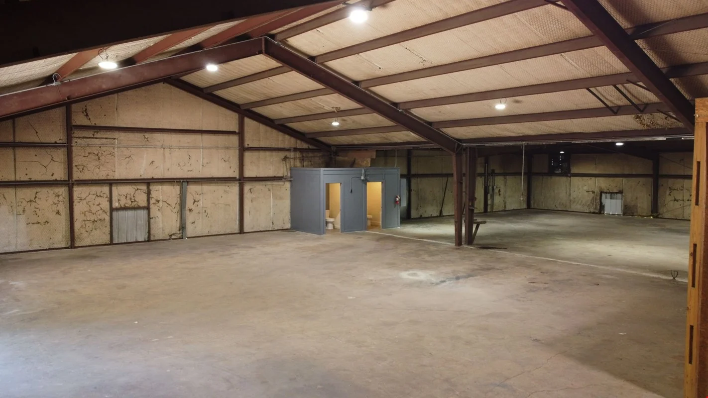 9,000 SF Flex Space – Warehouse + Office — Lease in Magnolia, TX, photo 7 of 8