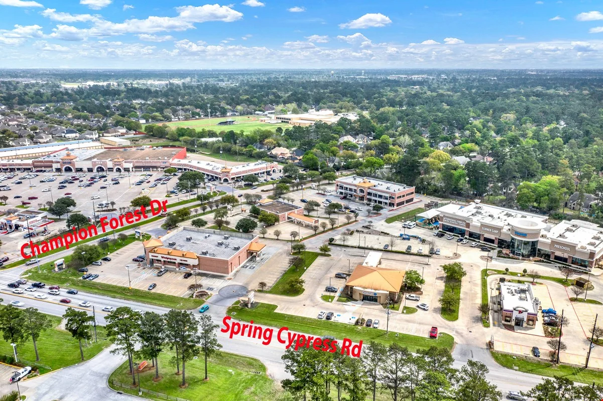 5,131 SF of Prime Retail Space Lease ! — Lease in Spring, TX, photo 3 of 8