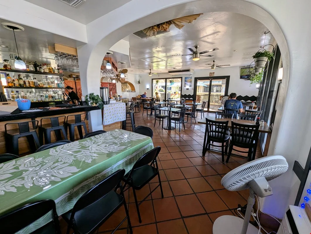 Kapaa Restaurant Space — Lease in Kapaʻa, HI, photo 2 of 6