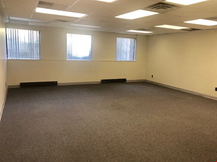 Long Boulevard Offices South Lansing — Lease in Lansing, MI, photo 1 of 5