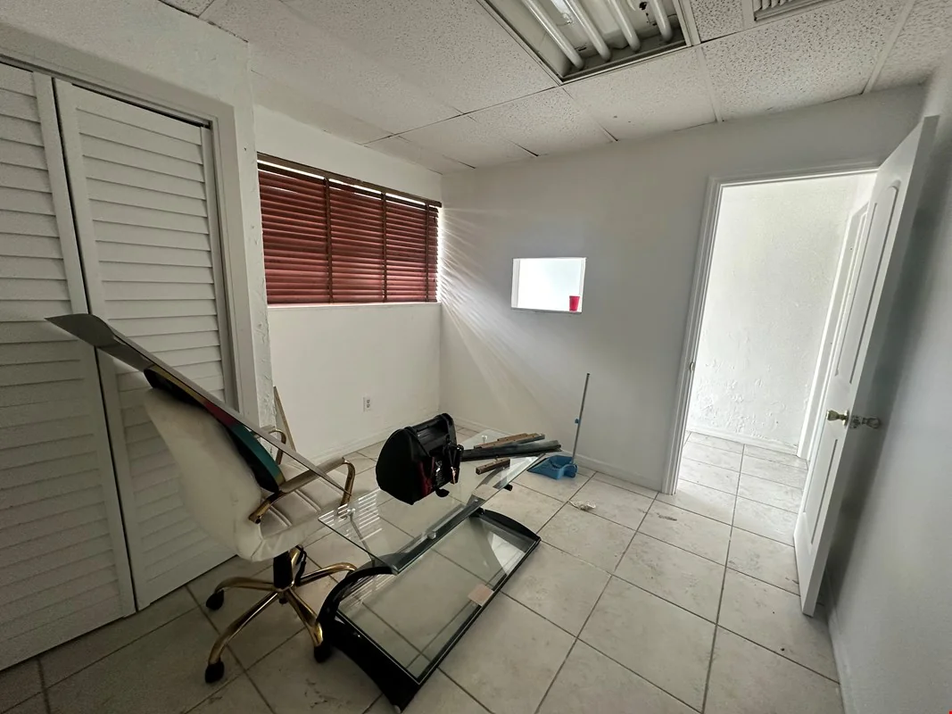 5981 Funston St — Lease in Hollywood, FL, photo 6 of 7