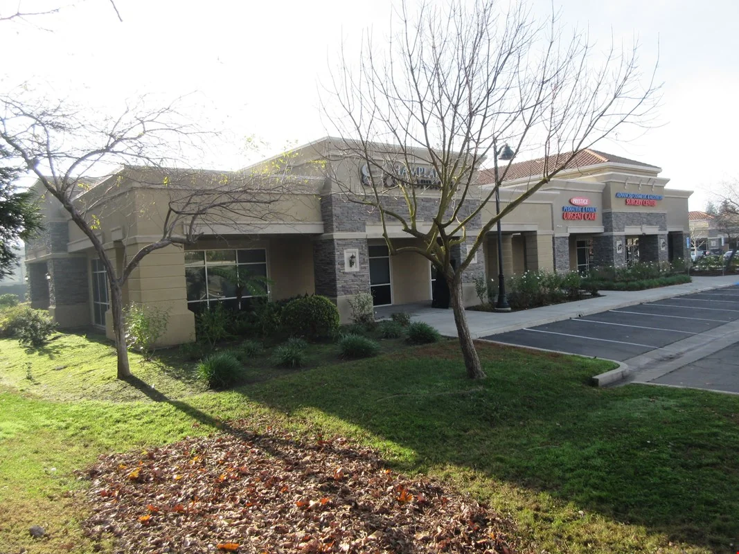 1050 E. Perrin Ave. — Lease in Fresno, CA, photo 2 of 8