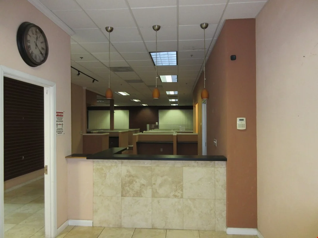 1050 E. Perrin Ave. — Lease in Fresno, CA, photo 5 of 8