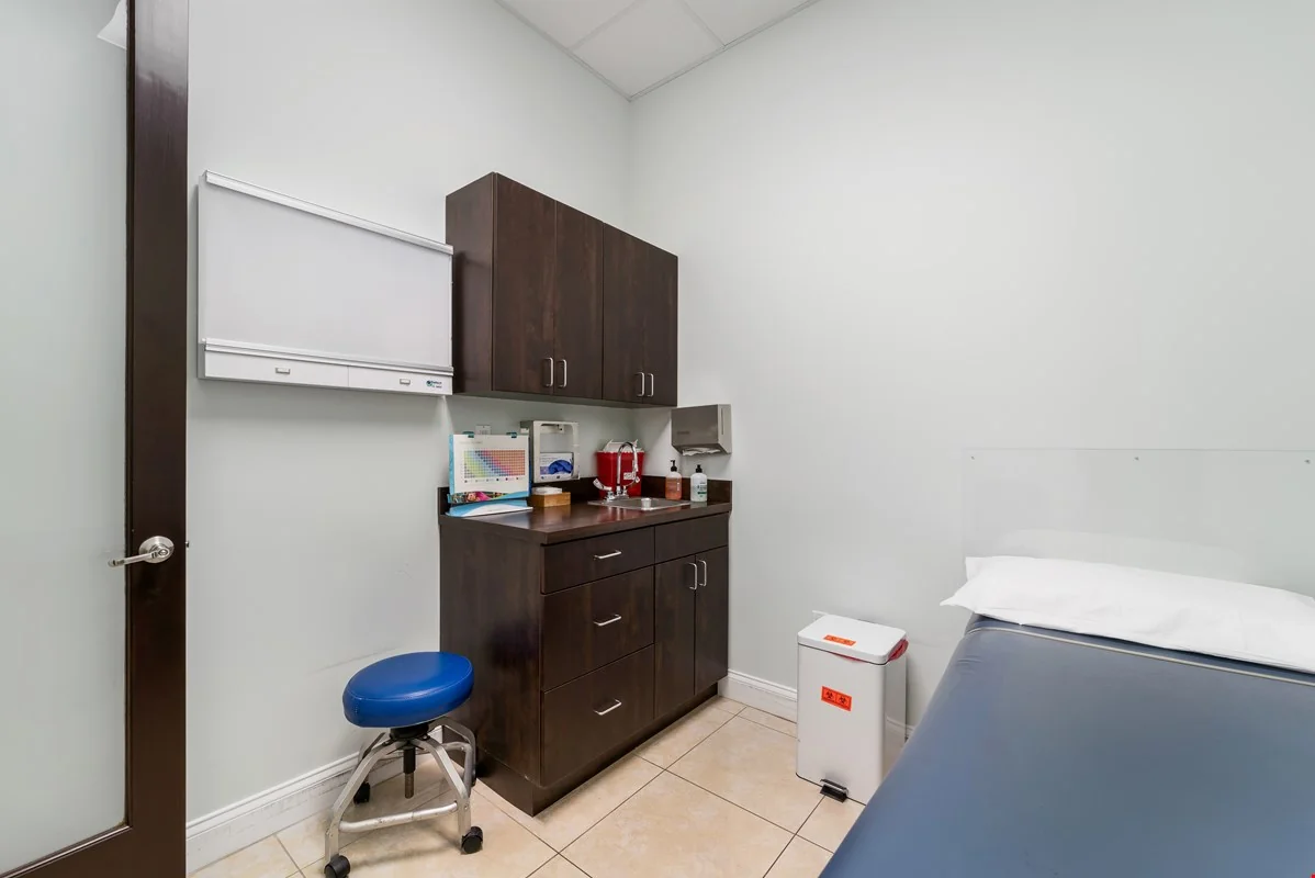 Plaza San Remo Medical Office — Lease in Coral Gables, FL, photo 2 of 8