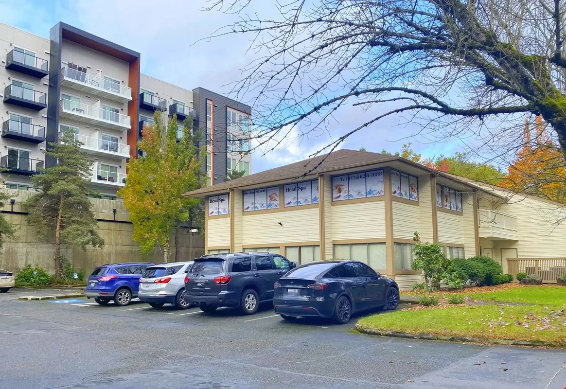 Redmond Maple Building — Lease in Redmond, WA, photo 1 of 7