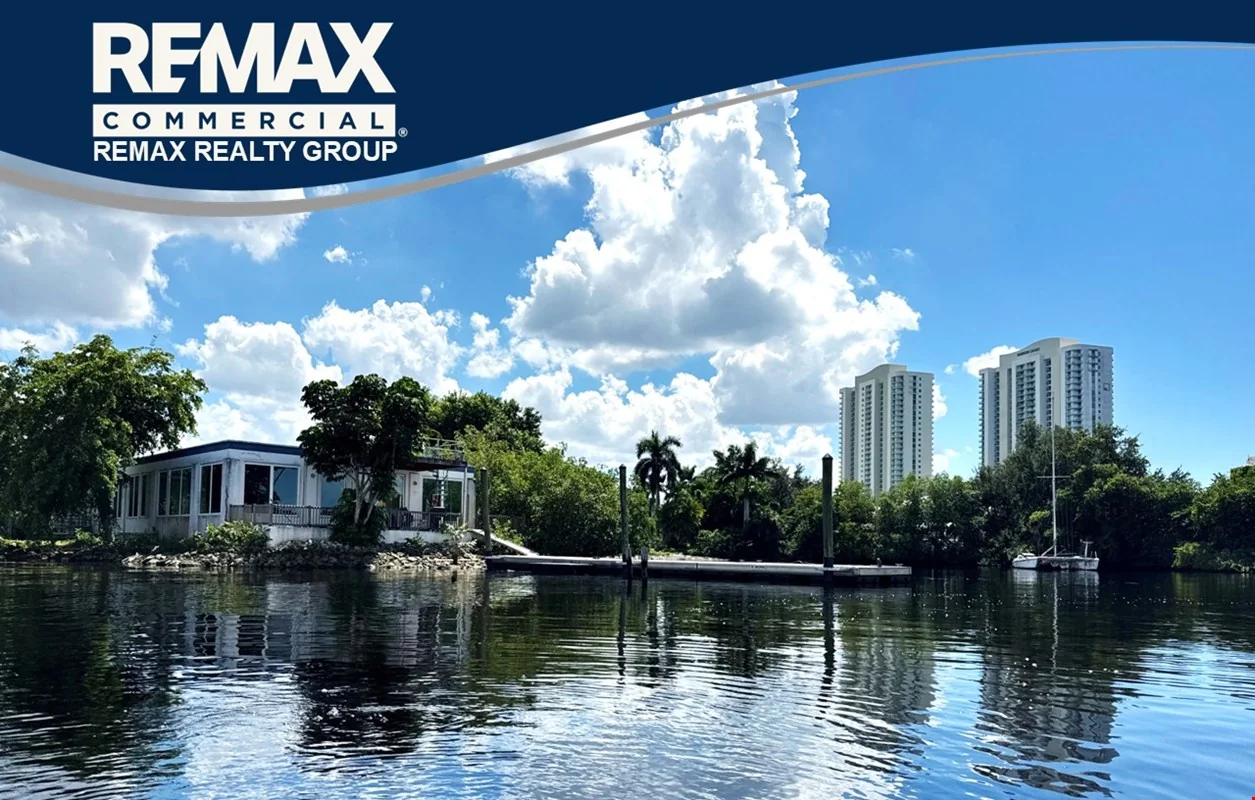 Great Live/Work Opportunity in Downtown Fort Myers — Lease in Fort Myers, FL, photo 6 of 8
