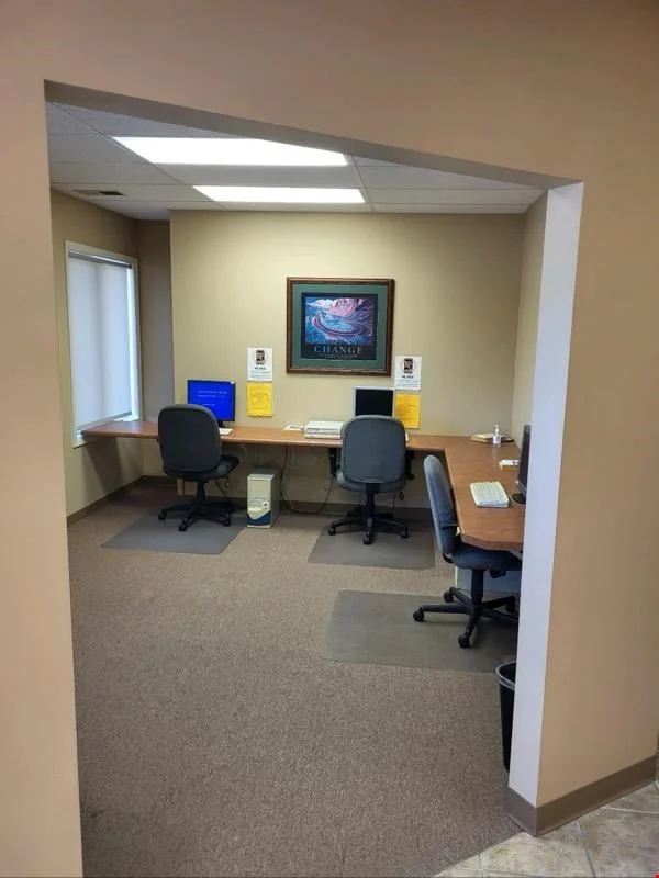 7445 University — Lease in Clive, IA, photo 1 of 8