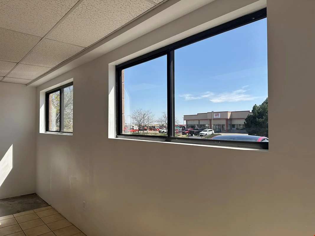 4007 & 4009 S. Valley Drive — Lease in Longmont, CO, photo 4 of 8