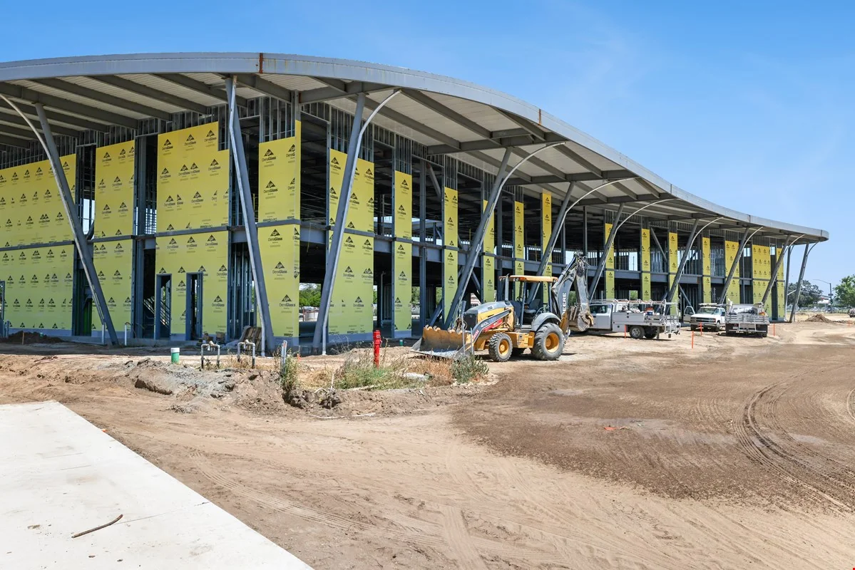 Herndon Pinnacle Office Complex — Lease in Clovis, CA, photo 2 of 8