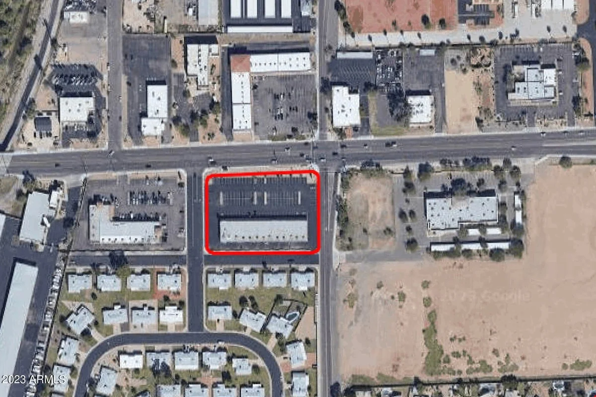 9501 W Peoria Ave Lease — Lease in Peoria, AZ, photo 5 of 8
