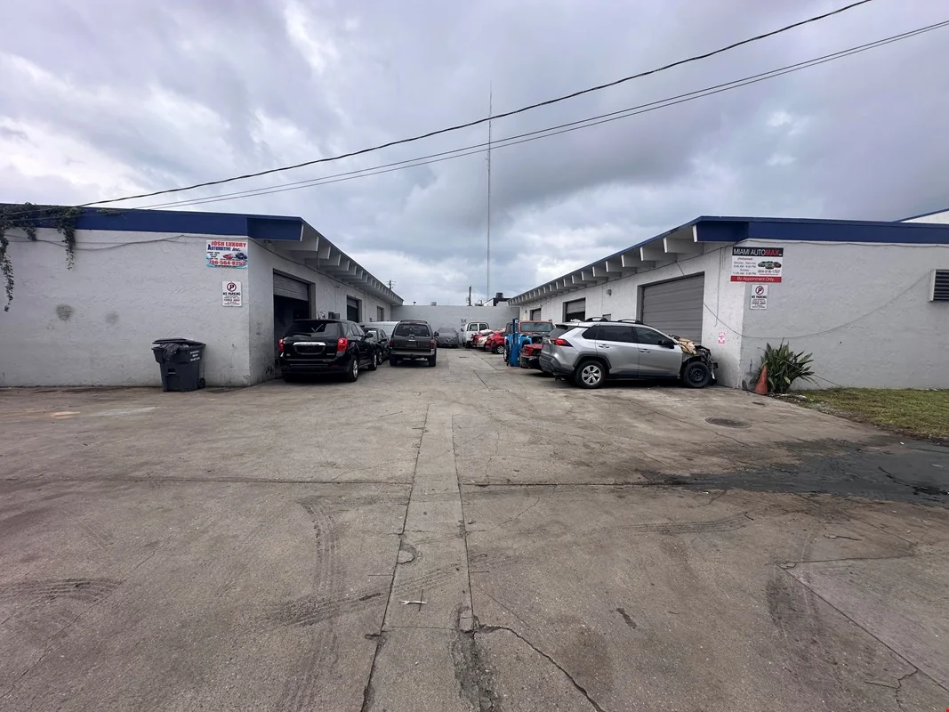 5660-5716 Rodman St. — Lease in Hollywood, FL, photo 3 of 7