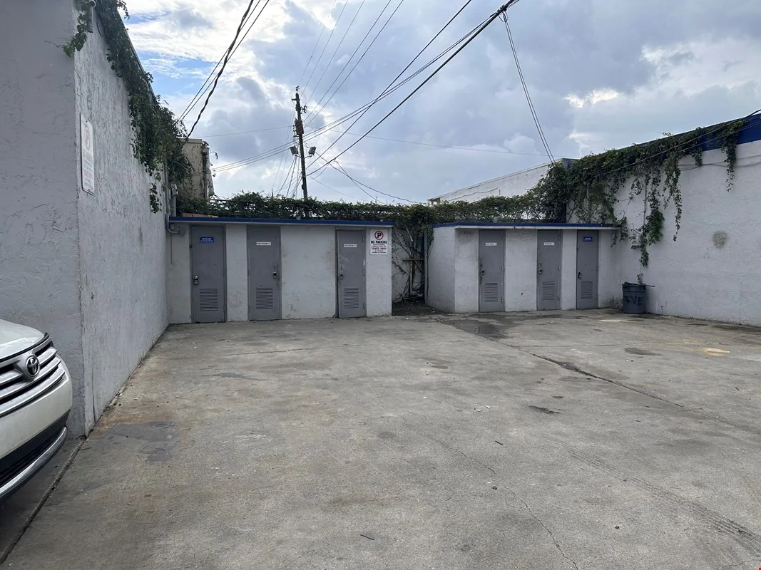 5660-5716 Rodman St. — Lease in Hollywood, FL, photo 4 of 7