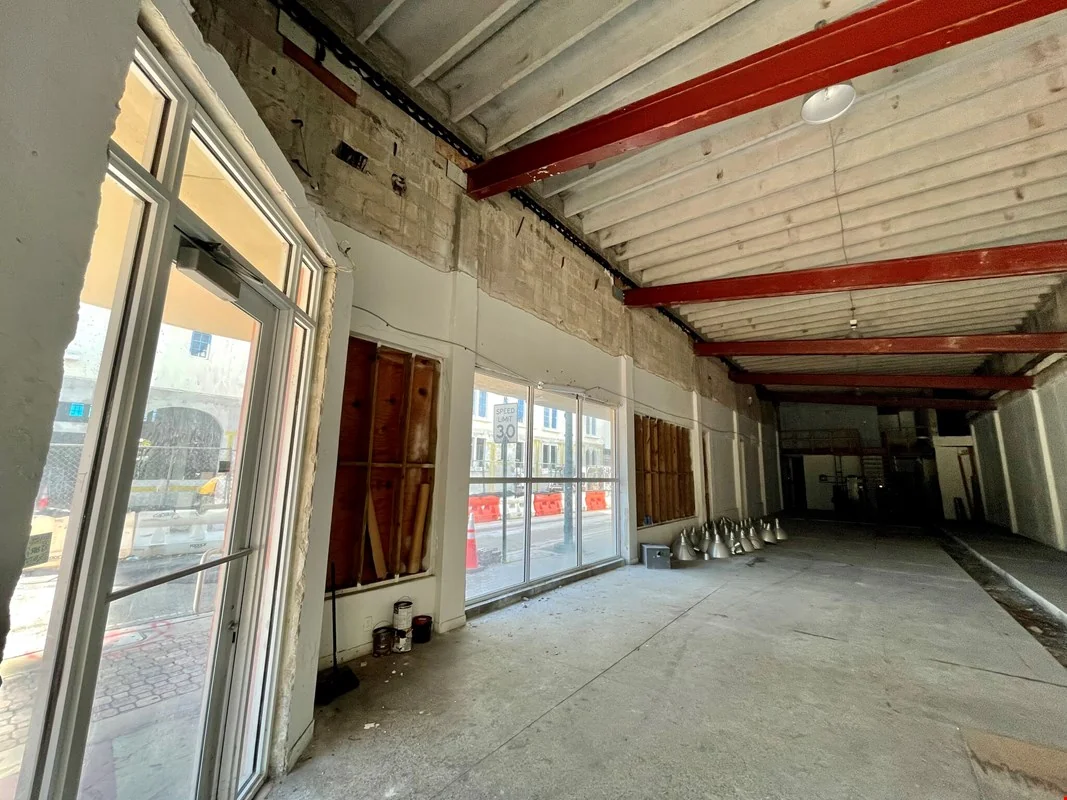 1900 Hollywood Blvd. — Lease in Hollywood, FL, photo 4 of 8