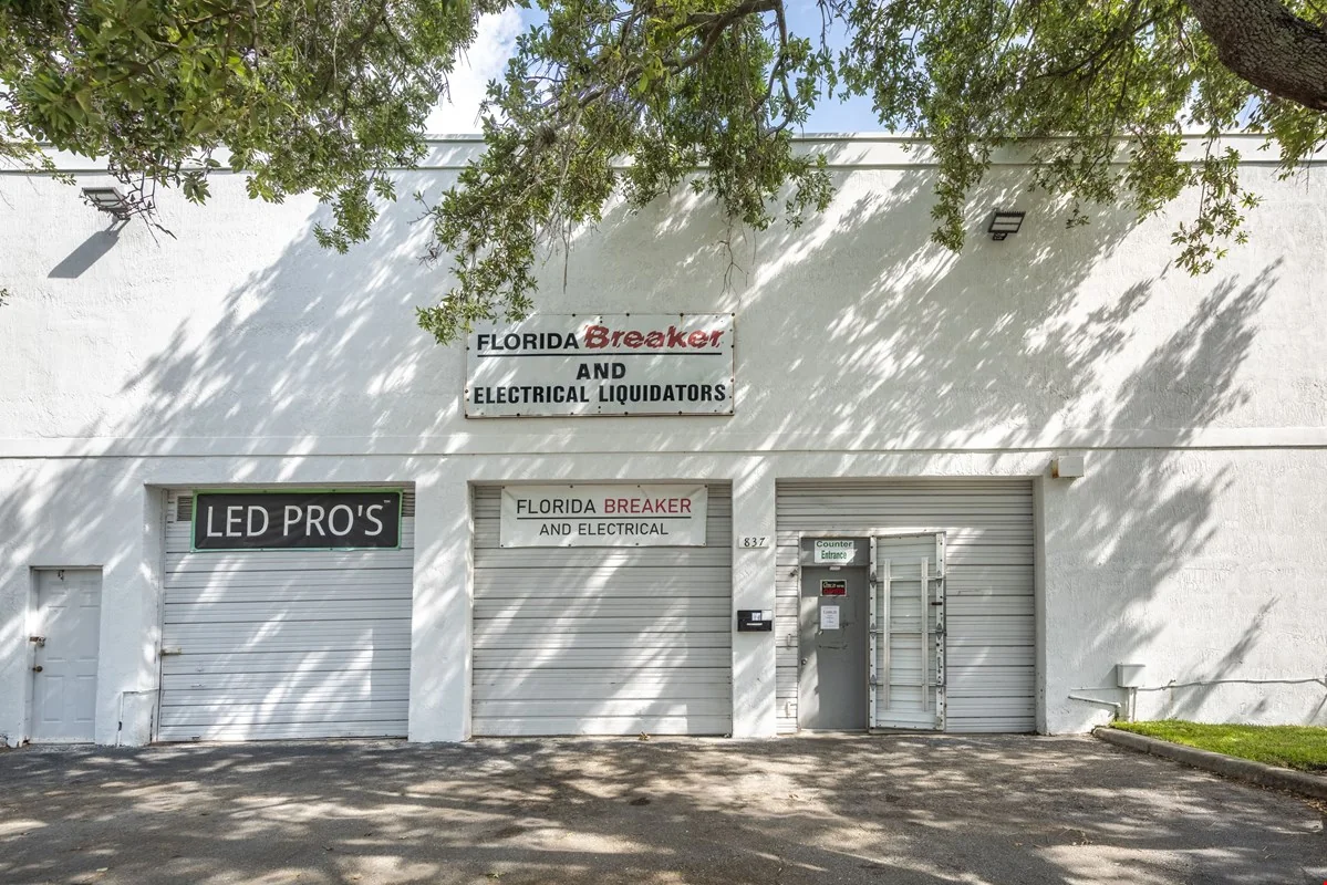 819 SW 17th Ave. — Lease in Delray Beach, FL, photo 2 of 8
