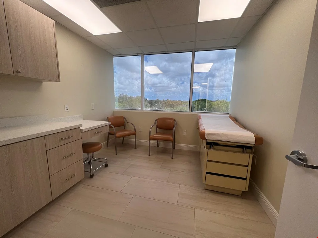 1 SW 129th Ave. Suite 401 — Lease in Pembroke Pines, FL, photo 8 of 8