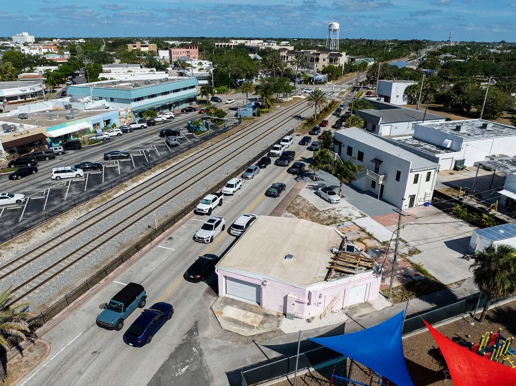 DOWNTOWN STUART OPPORTUNITY — Lease in Stuart, FL, photo 3 of 8