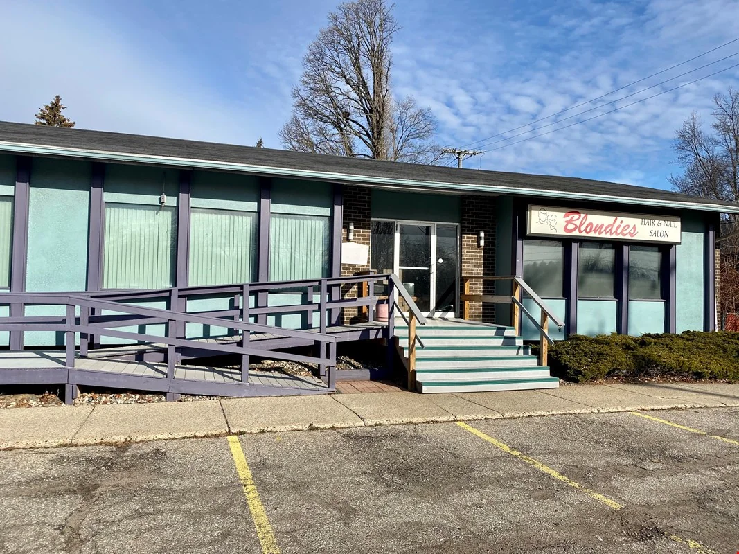 International Center — Lease in Lansing, MI, photo 8 of 8