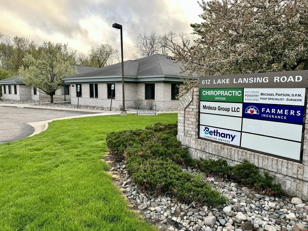 Lake Lansing Road Professional Office Space — Lease in East Lansing, MI, photo 3 of 8