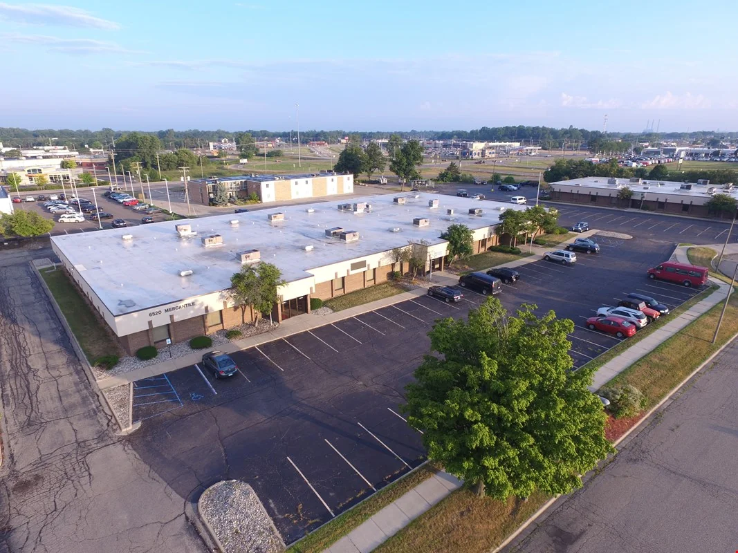Holiday Office Park — Lease in Lansing, MI, photo 1 of 8