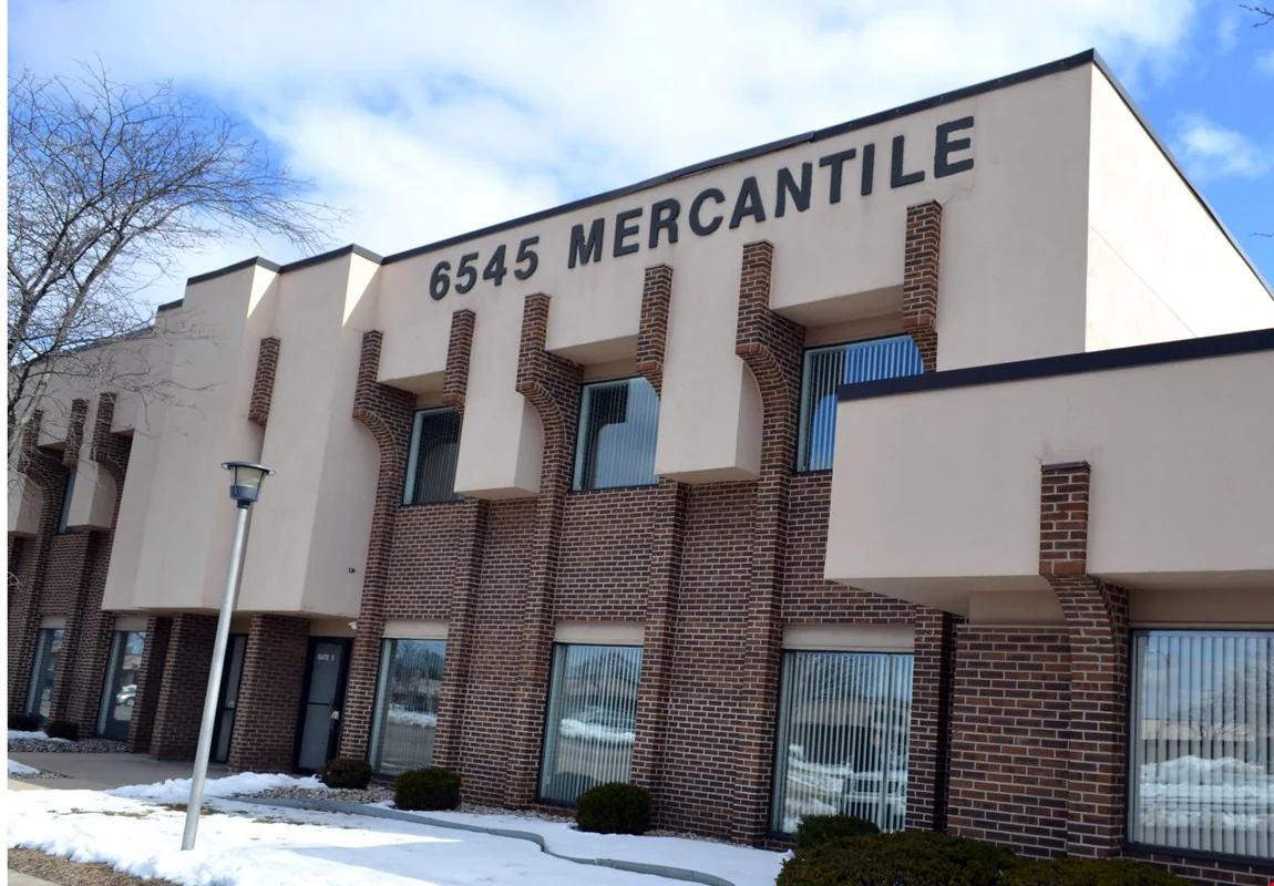 Holiday Office Park — Lease in Lansing, MI, photo 2 of 8