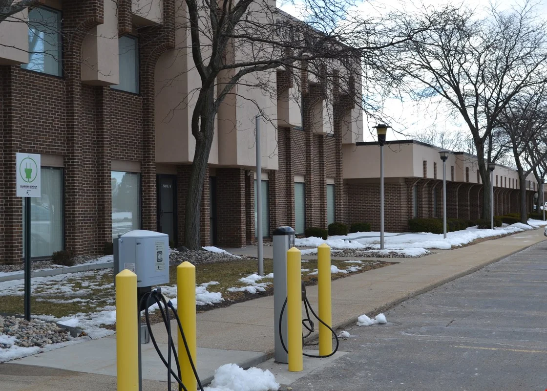 Holiday Office Park — Lease in Lansing, MI, photo 3 of 8
