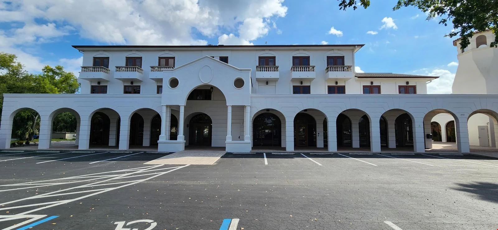 13515 Bell Tower Dr — Lease in Fort Myers, FL, photo 2 of 8