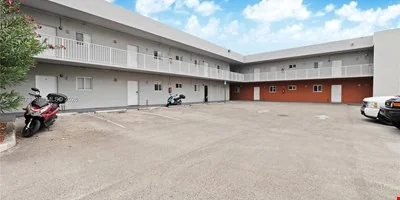 12 Unit Apartment Building — Sale in Miami, FL, photo 5 of 8