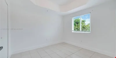 12 Unit Apartment Building — Sale in Miami, FL, photo 6 of 8