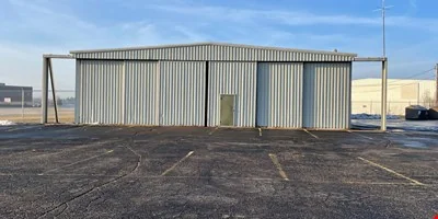 3900 Capital City Blvd, Lansing Mi 48906 — Sale in Lansing, MI, photo 5 of 8