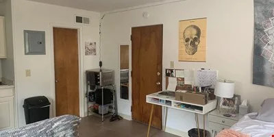 408 Ann Street — Sale in East Lansing, MI, photo 5 of 8