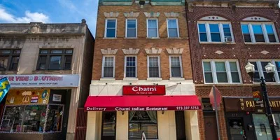 381 Bloomfield Ave, Montclair — Sale in Montclair, NJ, photo 1 of 8