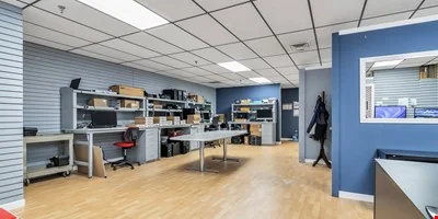 Two-level Commercial Condominium for Sale in Dracut, MA — Sale in Dracut, MA, photo 6 of 8