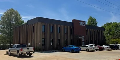 165 W South Street — Sale in Hernando, MS, photo 2 of 8