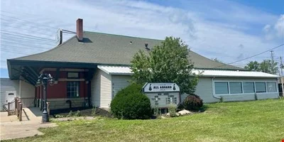 Restaurant, Event /Party Center, and Bar — Sale in Mentor, OH, photo 5 of 8