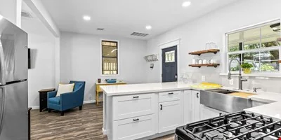 404 3rd Street (Waco) — Sale in League City, TX, photo 5 of 8