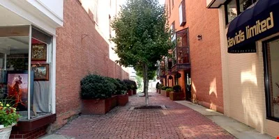 The World West Galleries Building — Sale in Washington, PA, photo 4 of 8