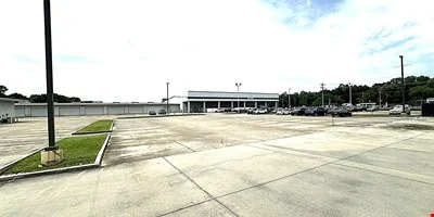 Auto Dealership Facility For Sale — Sale in Baton Rouge, LA, photo 7 of 8