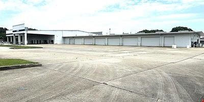 Auto Dealership Facility For Sale — Sale in Baton Rouge, LA, photo 5 of 8