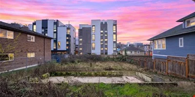 Ballard Apartments — Sale in Seattle, WA, photo 5 of 8