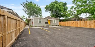 6 Units Kerr St, Houston, TX — Sale in Houston, TX, photo 3 of 8