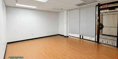 324 10th St # 203 — Sale in Oakland, CA, photo 2 of 3