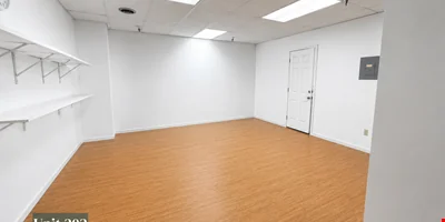 324 10th St # 202 — Sale in Oakland, CA, photo 2 of 3