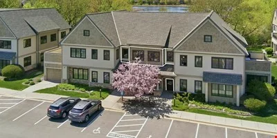 Beautiful Beacon Shore Office Park 2nd Floor Office… — Sale in Oakdale, MN, photo 6 of 7