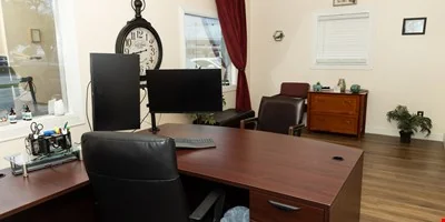 2,070 SF Office in Prime Houma Location — Sale in Houma, LA, photo 4 of 8