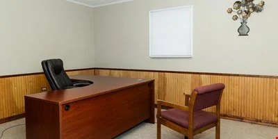 2,070 SF Office in Prime Houma Location — Sale in Houma, LA, photo 7 of 8