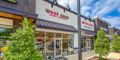 Business Opportunity:Woof Gang Bakery & Dog Grooming — Sale in Tallahassee, FL, photo 1 of 8