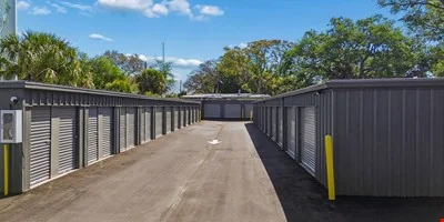 Warehouse | Self Storage | For Sale — Sale in Clearwater, FL, photo 8 of 8