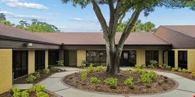611 Druid Rd E — Sale in Clearwater, FL, photo 1 of 8